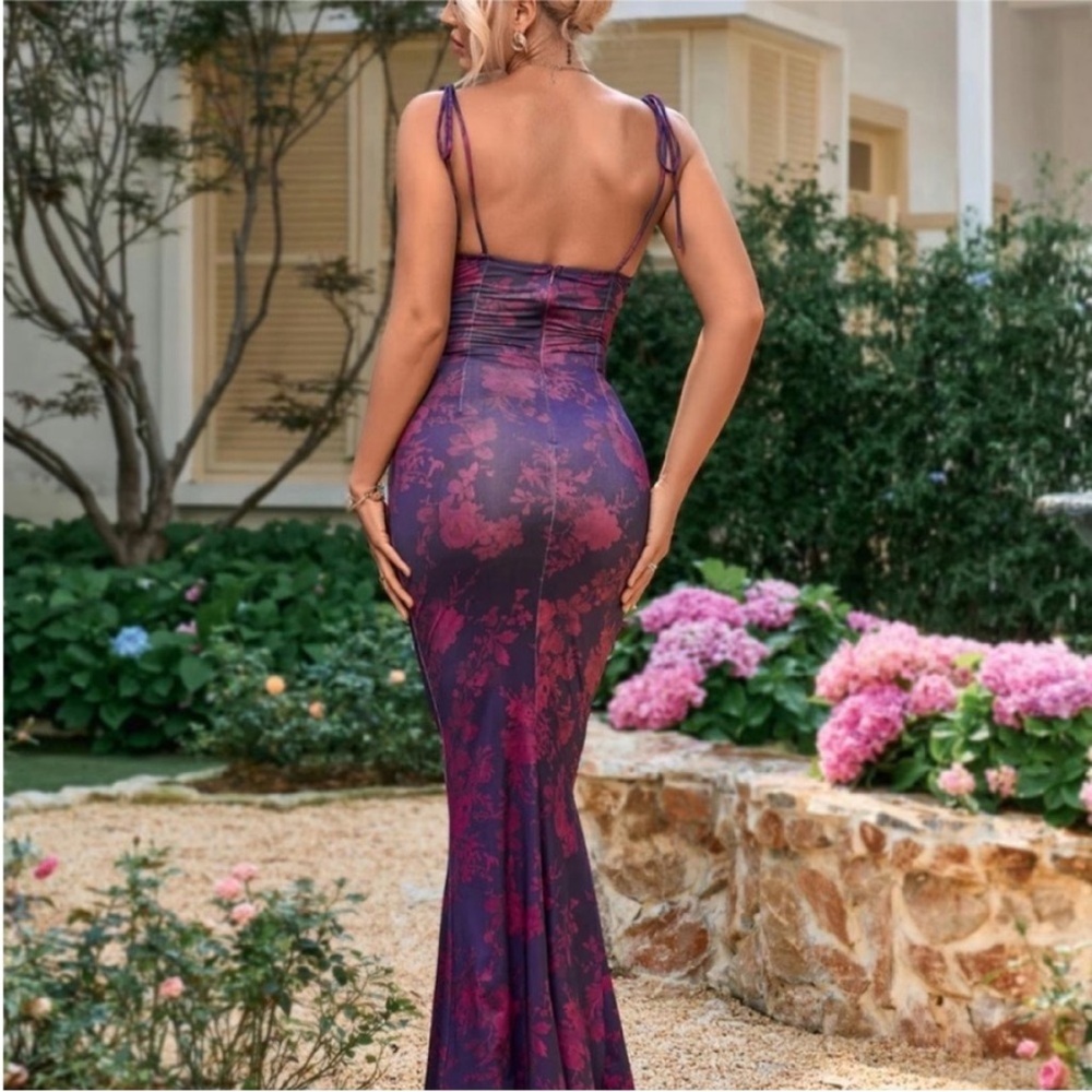 LAST CHANCE❗️ SHEIN Purple Floral Backless mermaid Maxi Dress with Tie Straps